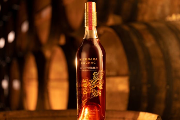 包裝設計欣賞|白蘭地酒包裝創(chuàng)意Courvoisier Bottles Mizunara-Finished Cognac